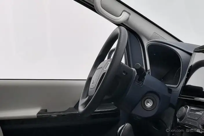 Lingzhi Plus 2024 Model 1.5T Manual Luxury Model 9 seat – фото 7