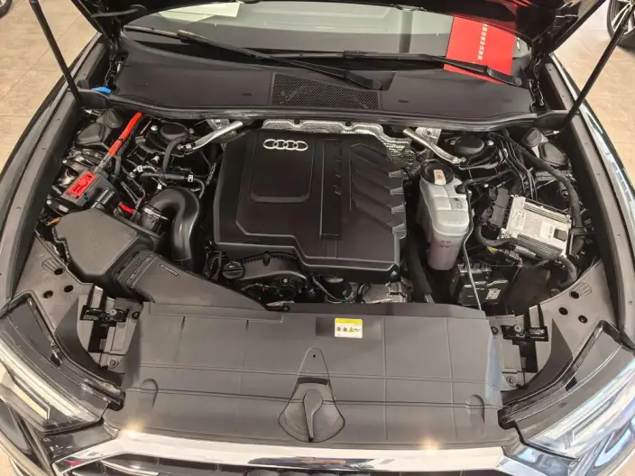 Audi A6L 2025 Model 40 TFSI Luxury Dynamic Model – фото 6