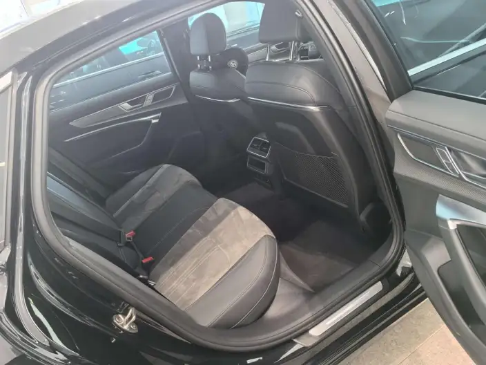 Audi A6L 2025 Model 40 TFSI Luxury Dynamic Model – фото 9