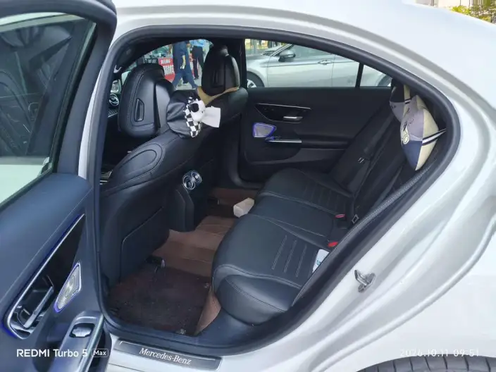 Mercedes-Benz C-Class 2023 Model Facelift II C 260 L Sports Edition – фото 9