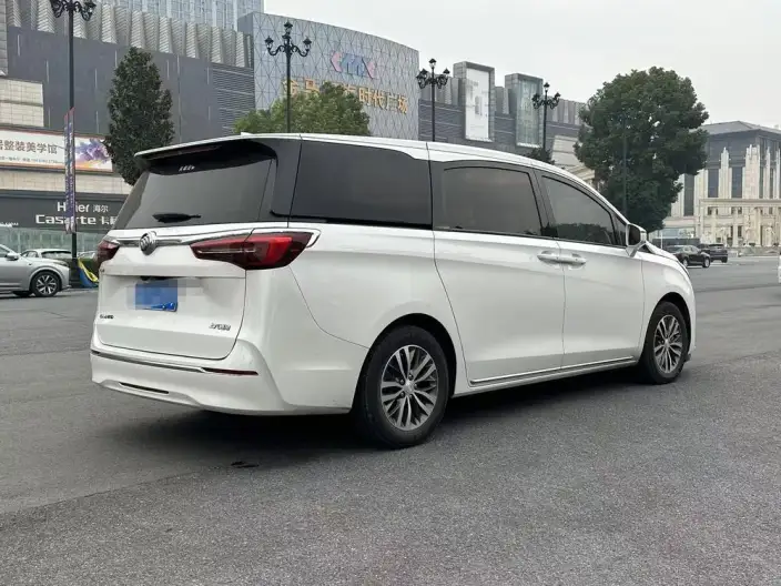Buick GL8 2023 Model ES Luzun 2.0T Exclusive Model – фото 4
