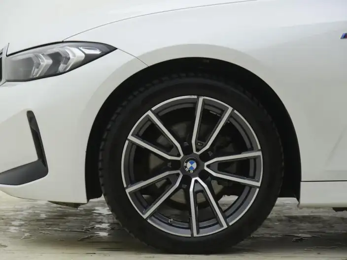 BMW 3 Series 2023 Model 320Li M Sports Set – фото 8