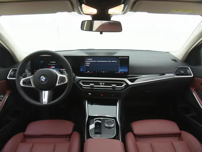 BMW 3 Series 2023 Model 320Li M Sports Set – фото 10