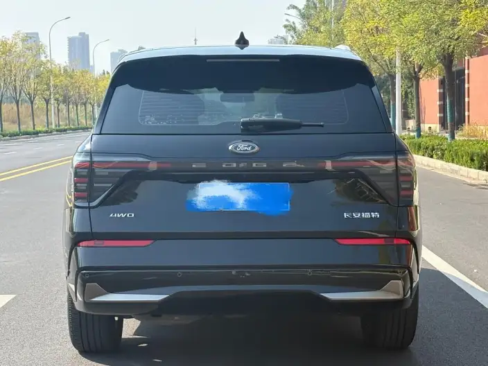 Ford Edge 2023 Model Ford Edge L 2.0T EcoBoost 4WD VII seat Supreme Model – фото 6