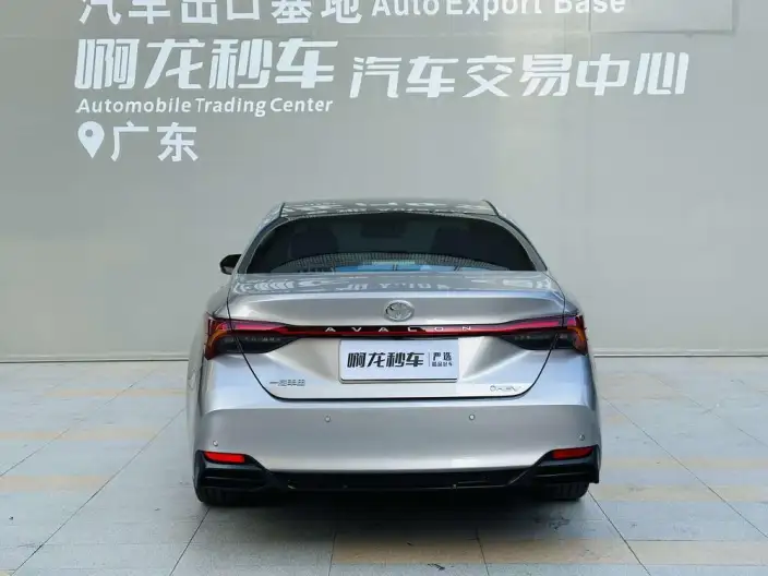 Toyota Avalon 2024 Model Intelligent Hybrid 2.0L E-CVT Deluxe Edition – фото 6