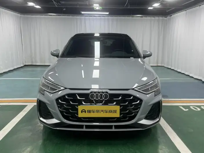Audi A3 2026 Model Sportback 35 TFSI Continental Flying Spur Exclusive Model – фото 2