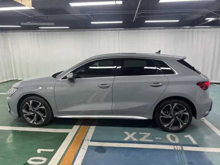 Audi A3 2026 Model Sportback 35 TFSI Continental Flying Spur Exclusive Model – фото 4
