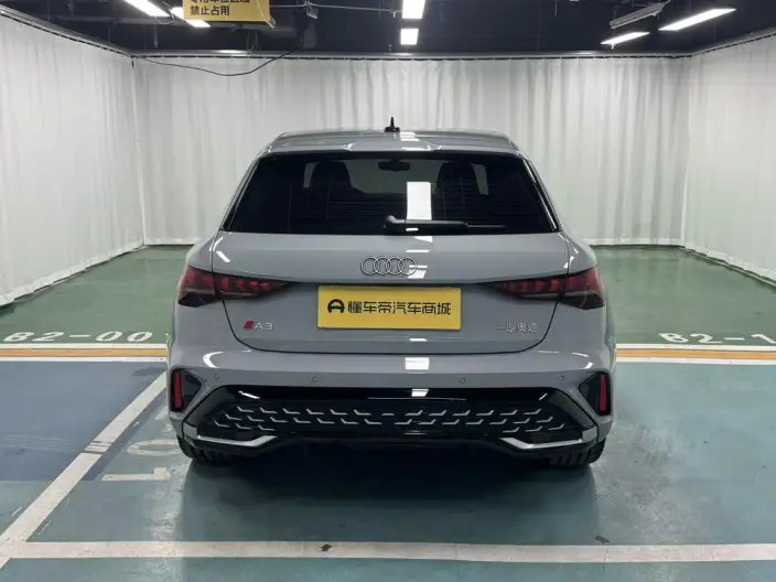 Audi A3 2026 Model Sportback 35 TFSI Continental Flying Spur Exclusive Model – фото 6