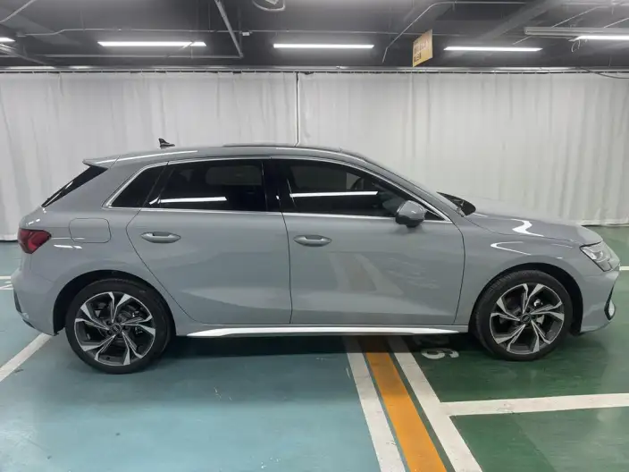 Audi A3 2026 Model Sportback 35 TFSI Continental Flying Spur Exclusive Model – фото 8