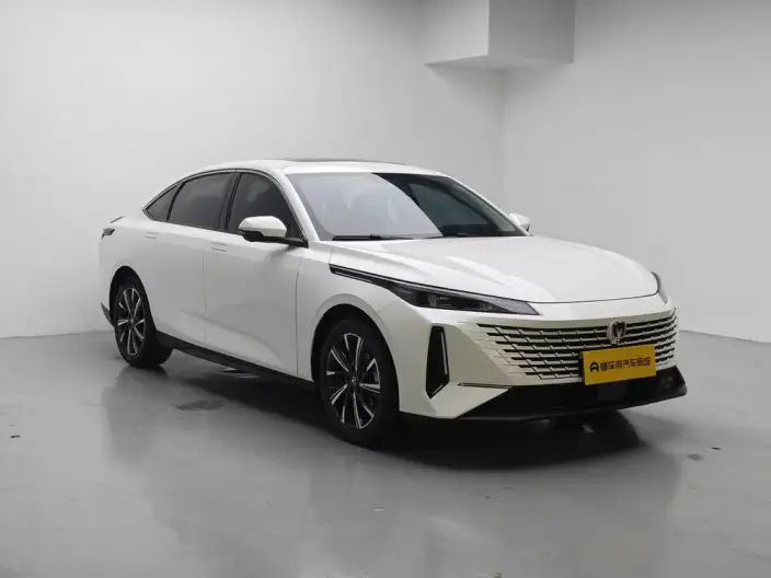 Changan Yida 2023 Model 1.5T GDI Automatic Pilot Model – фото 3