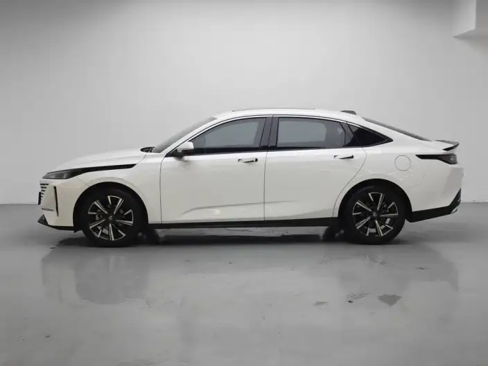 Changan Yida 2023 Model 1.5T GDI Automatic Pilot Model – фото 4