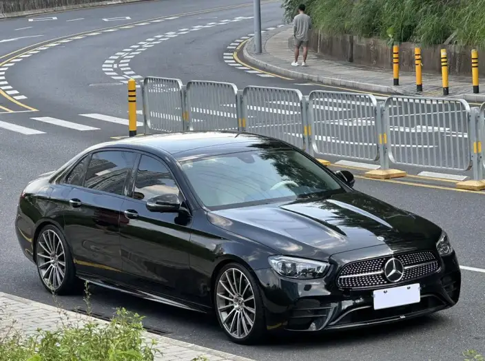 Mercedes-Benz E-Class 2022 Model Facelift E 300 L Fashion Model Sports sedan – фото 3