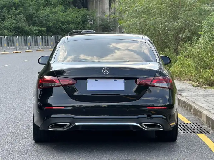 Mercedes-Benz E-Class 2022 Model Facelift E 300 L Fashion Model Sports sedan – фото 5