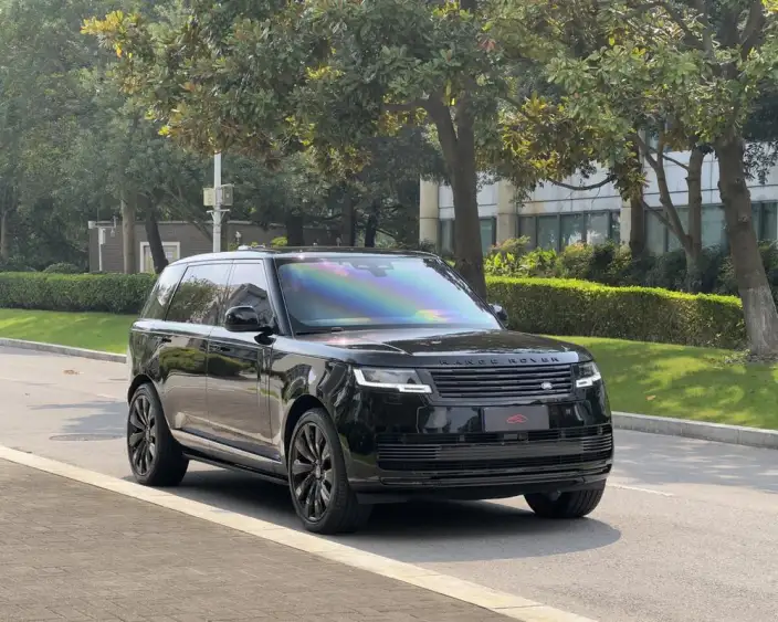 Range Rover 2023 Model 4.4 V8 530PS First Edition Edition – фото 3