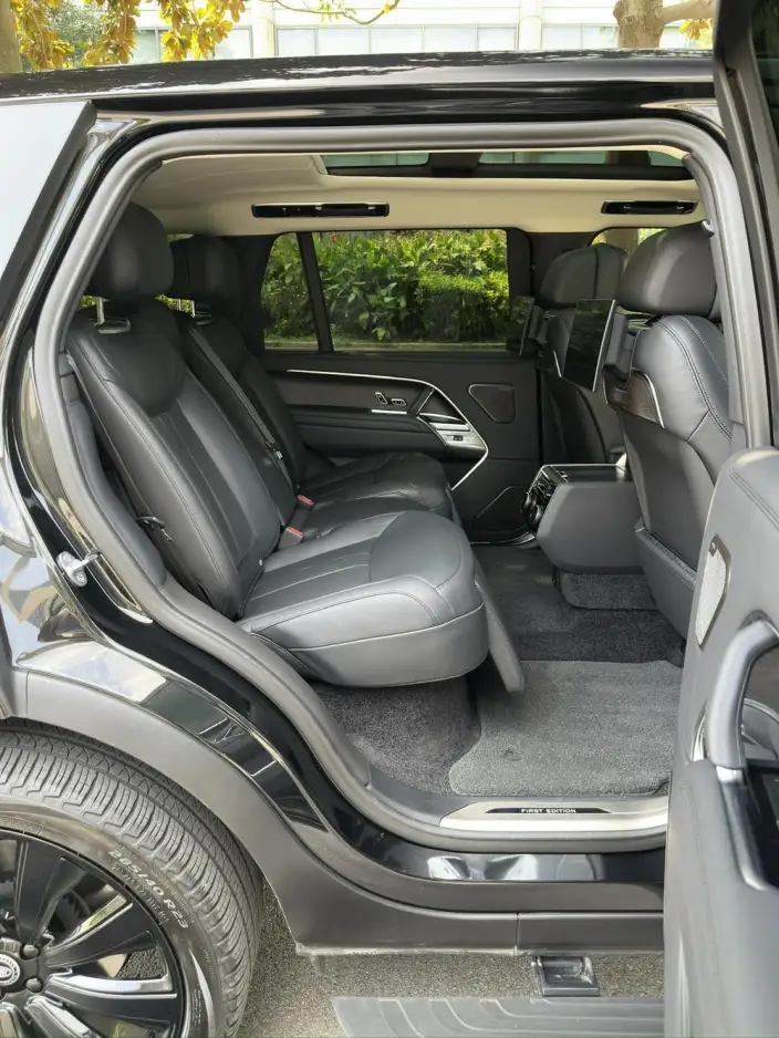 Range Rover 2023 Model 4.4 V8 530PS First Edition Edition – фото 8