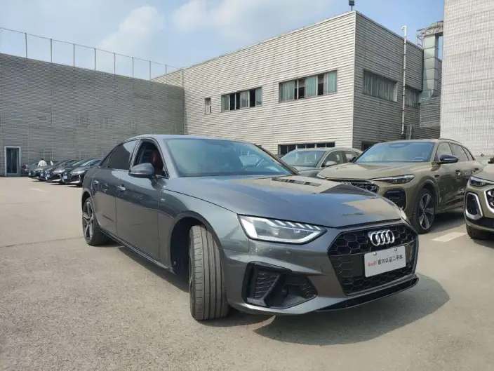 Audi A4 L 2024 Model 40 TFSI Luxury Dynamic Model – фото 3
