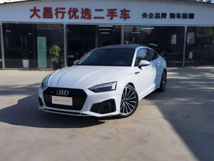Audi A5 2023 Model Sportback 40 TFSI quattro Luxury Dynamic Model – фото 1
