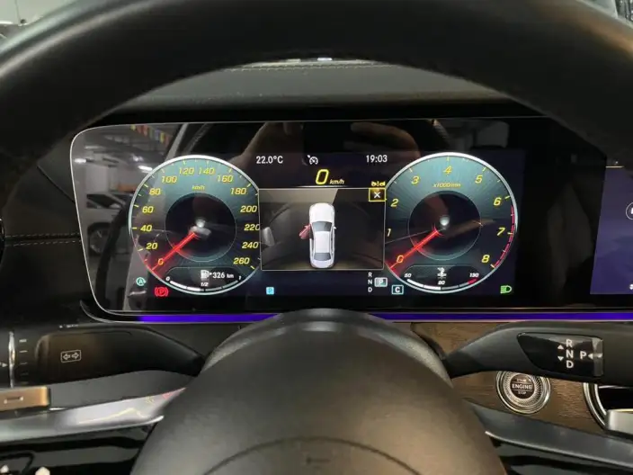 Mercedes-Benz E-Class Imported 2023 Model E 300 Luxury Model Sports Edition – фото 8
