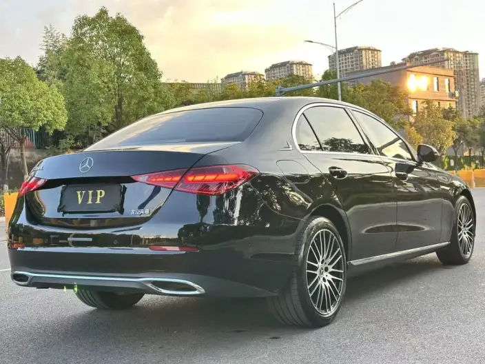 Mercedes-Benz C-Class 2023 Model C 260 L – фото 6