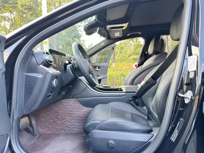 Mercedes-Benz C-Class 2023 Model C 260 L – фото 8