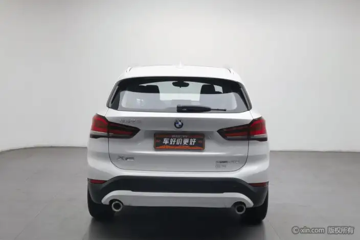 BMW X1 2022 Model sDrive25Li Leading Model – фото 3