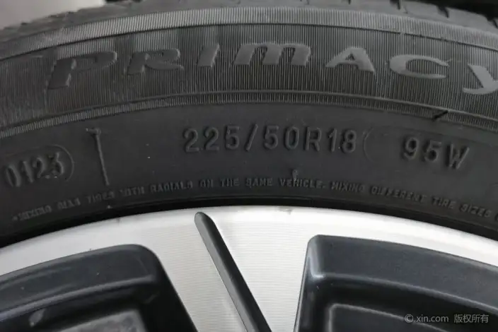 BMW X1 2022 Model sDrive25Li Leading Model – фото 8