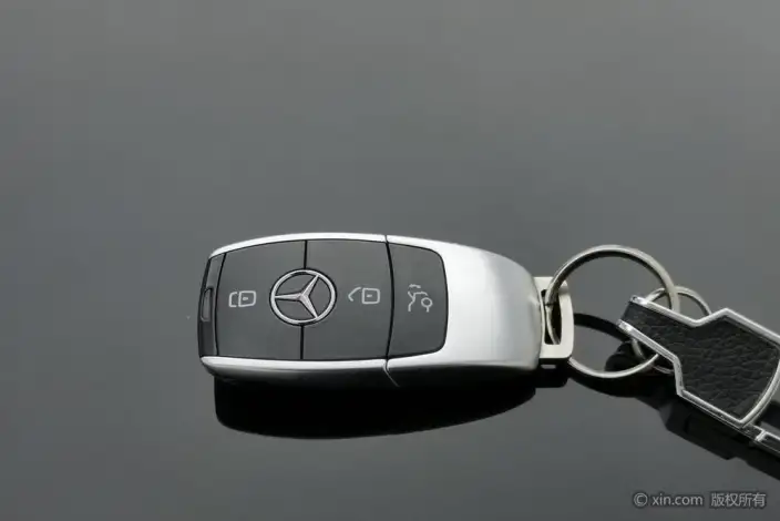 Mercedes-Benz E-Class 2023 Model Facelift E 260 L Sports sedan – фото 6