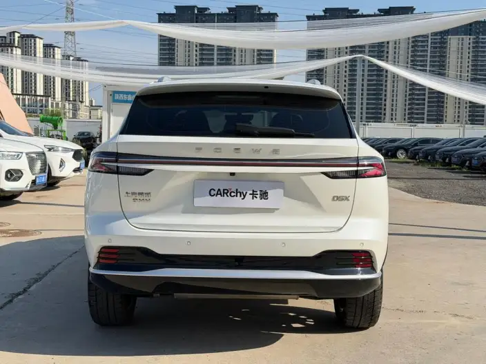 Roewe D5X DMH 2024 Model 135 Ultimate Edition – фото 5