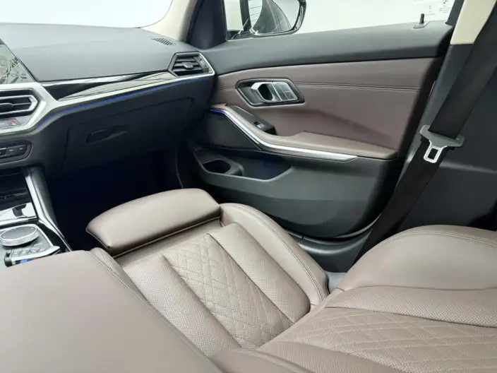 BMW 3 Series 2022 Model 320Li M Sports Set – фото 8
