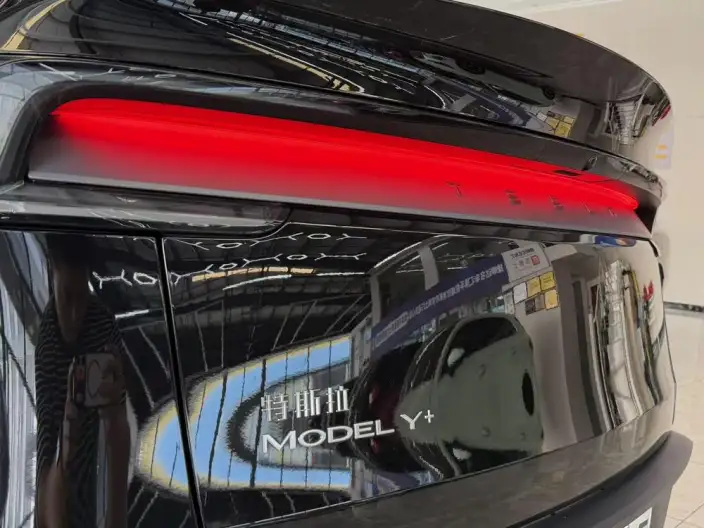 Model Y 2025 Model Facelift Long Battery Life Pro All-wheel drive version – фото 7