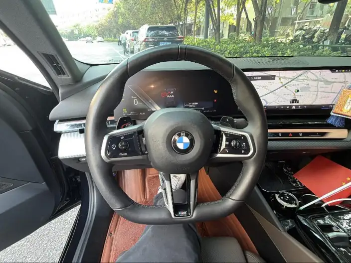 BMW 5 Series Imported 2024 Model 525i M Sports Set – фото 7