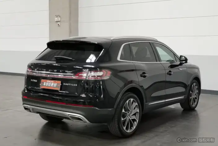 Nautilus 2021 Model 2.0T 4WD Exclusive Edition – фото 4