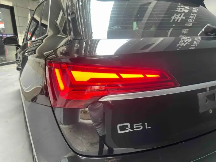Audi Q5L 2021 Model 40 TFSI Luxury Dynamic Model – фото 7