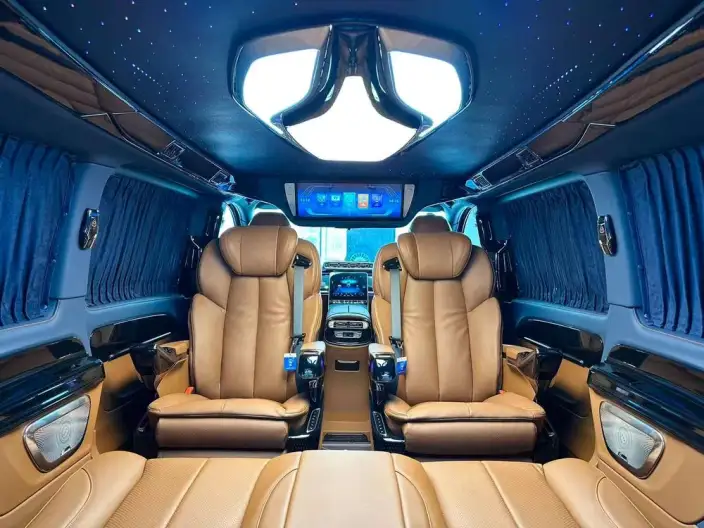Viano 2024 Model 2.0T Business Edition 7 seat – фото 2
