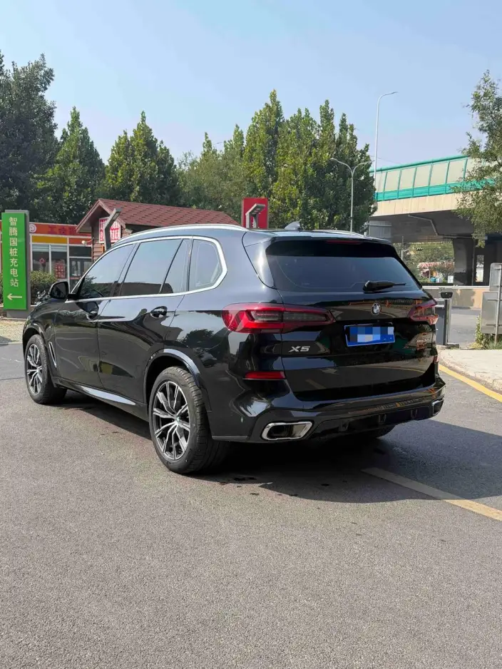 BMW X5 2022 Model Facelift xDrive 30Li Exclusive Model M Sports Set – фото 4