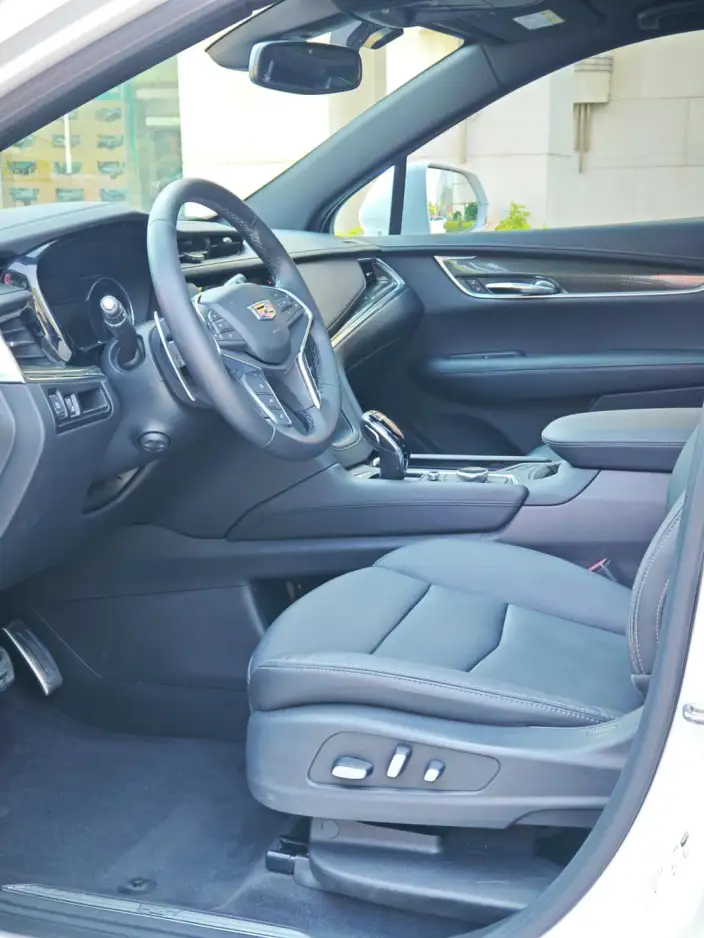 Cadillac XT5 2022 Model 2.0T 4WD Noble Model – фото 7