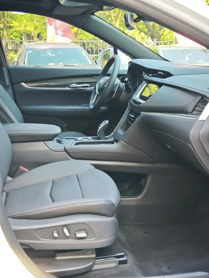 Cadillac XT5 2022 Model 2.0T 4WD Noble Model – фото 8