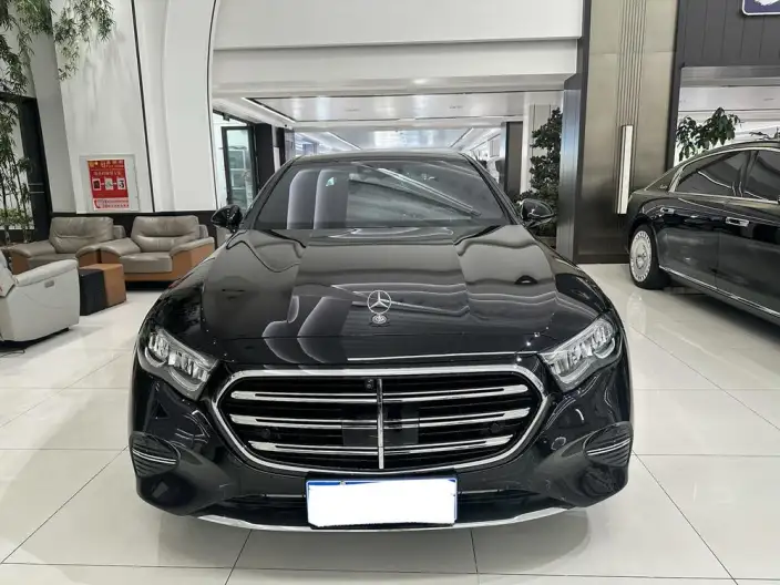 Mercedes-Benz E-Class 2024 Model E 300 L Luxury Model sedan – фото 2