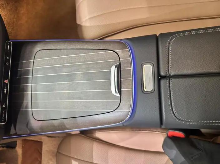 Mercedes-Benz E-Class 2024 Model E 300 L Luxury Model sedan – фото 8