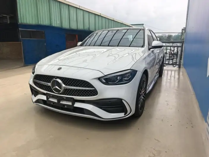 Mercedes-Benz C-Class 2023 Model Facelift C 260 L Sports Edition – фото 1