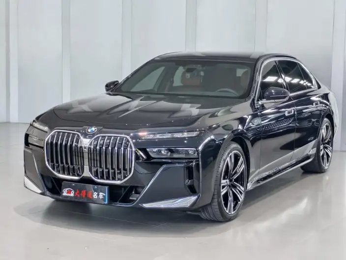 BMW 7 Series 2023 Model Facelift 740Li Exclusive Model M Sports Set – фото 1