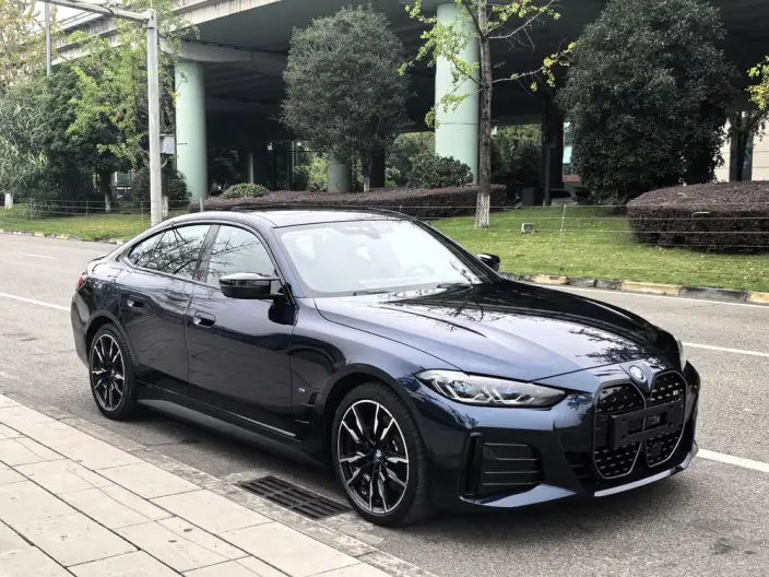 BMW i4 2022 Model M50 – фото 3