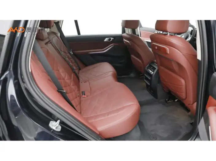BMW X5 2023 Model xDrive30Li M Sports Set – фото 10