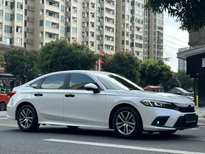 Honda Civic 2023 Model 240TURBO CVT Momentum Edition – фото 3