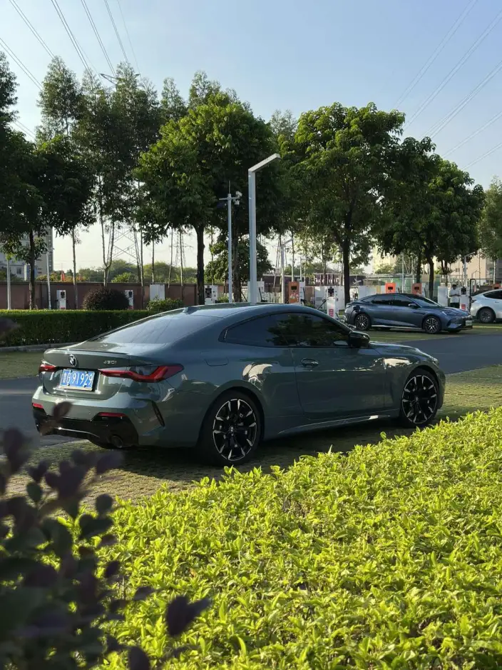 BMW 4 Series 2024 Model 430i M Sports Night Set – фото 7