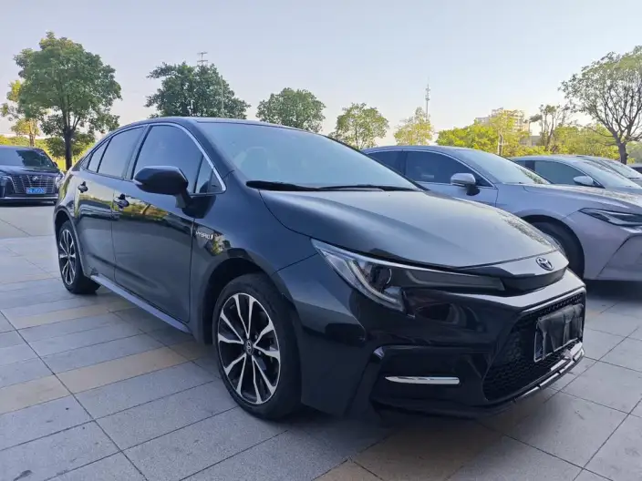 Toyota Levin 2022 Model Hybrid 1.8H E-CVT Sports Edition – фото 3