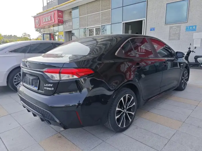 Toyota Levin 2022 Model Hybrid 1.8H E-CVT Sports Edition – фото 6