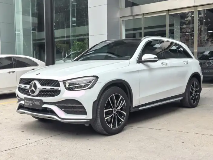 Mercedes-Benz GLC 2022 Model GLC 260 L 4MATIC Luxury Model – фото 1