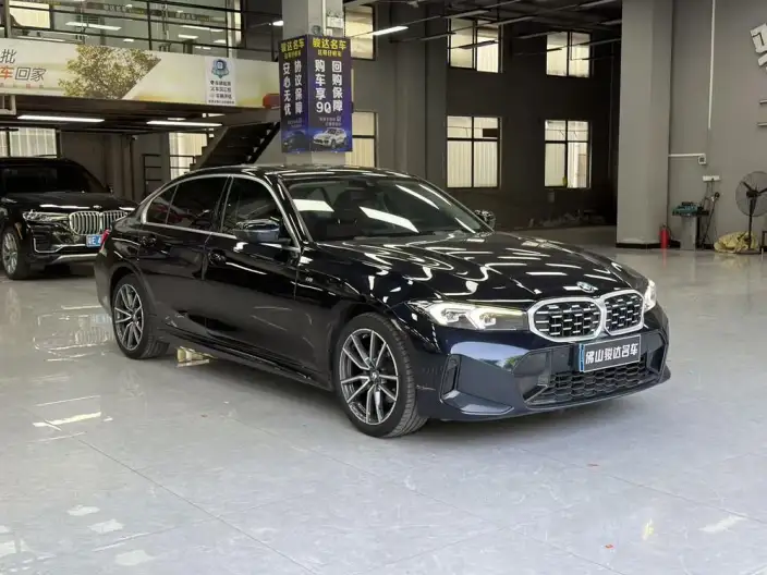 BMW 3 Series 2023 Model 325Li M Sports Set – фото 3