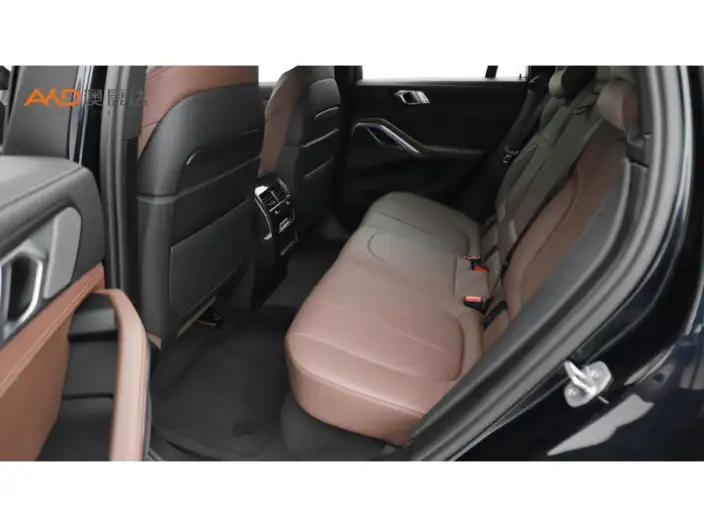 BMW X6 2022 Model Facelift II xDrive40i Exclusive Model M Sports Set – фото 8